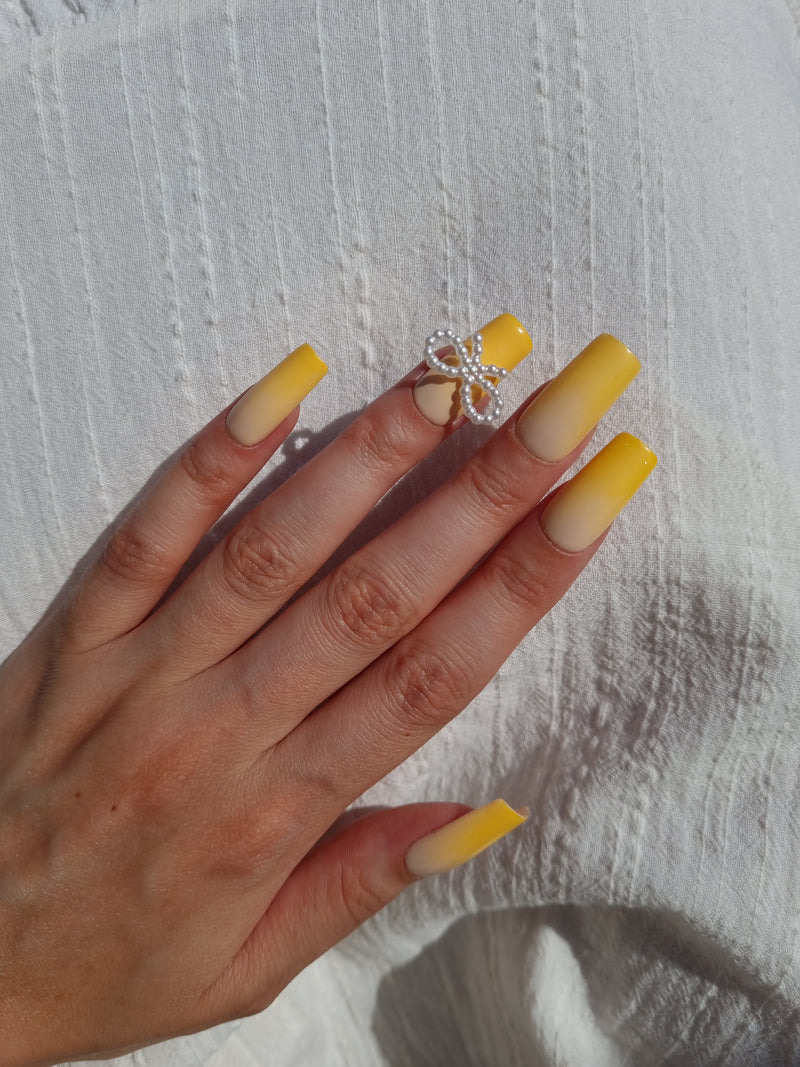 Press on nails yellow